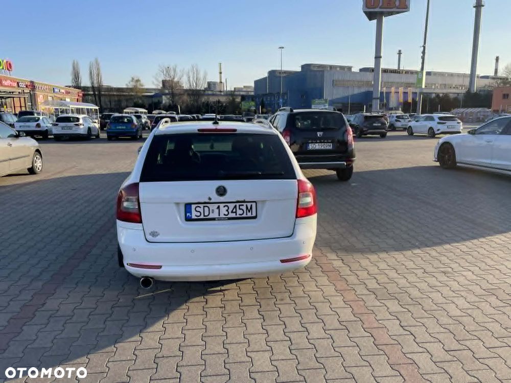 Skoda Octavia 2.0 TDI DPF Elegance - 16