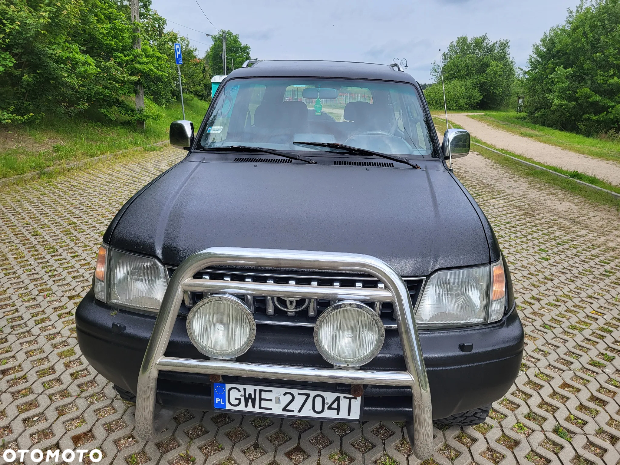 Toyota Land Cruiser - 13