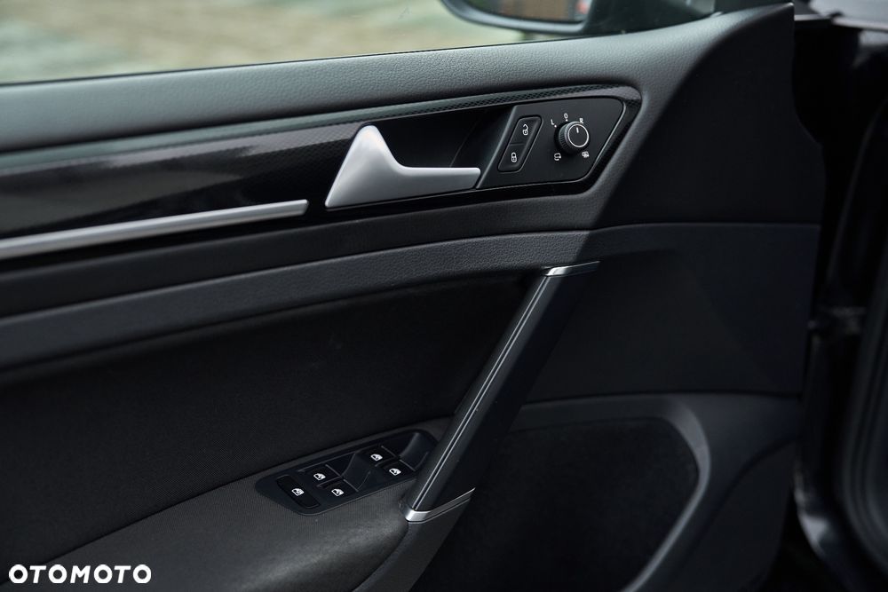 Volkswagen Golf 1.4 TSI BMT Highline DSG - 30