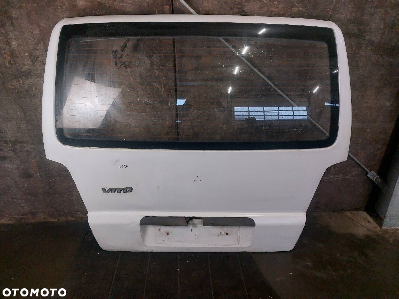KLAPA BAGAŻNIKA SZYBA TYŁ TYLNA MERCEDES VITO W638 - 1