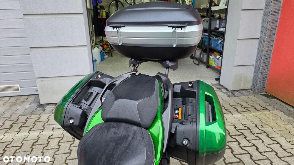 Kawasaki Ninja H2 SX - 27