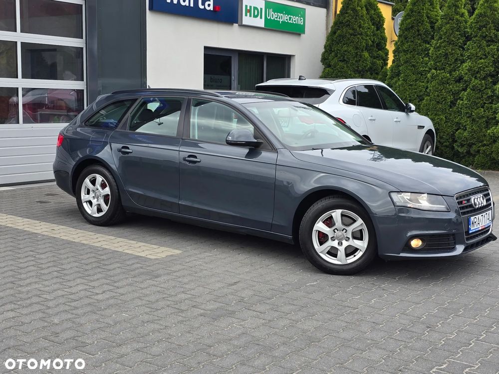 Audi A4 Avant 2.0 TDI DPF Ambition - 11