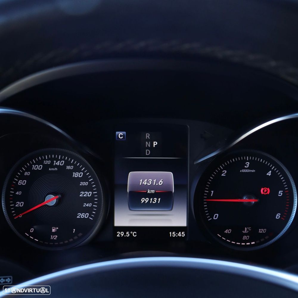 Mercedes-Benz C 220 d Cabrio 9G-Tronic AMG Line - 18