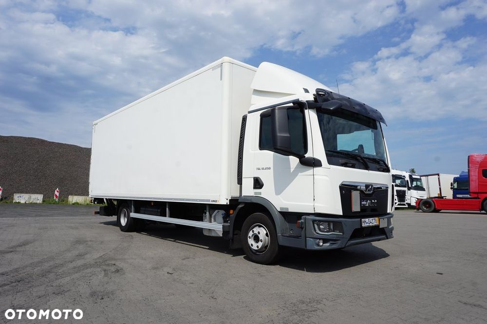 MAN TGL 12.250 4x2 BL WINDA 1500 KG NAVI * 404 000 KM * - 1