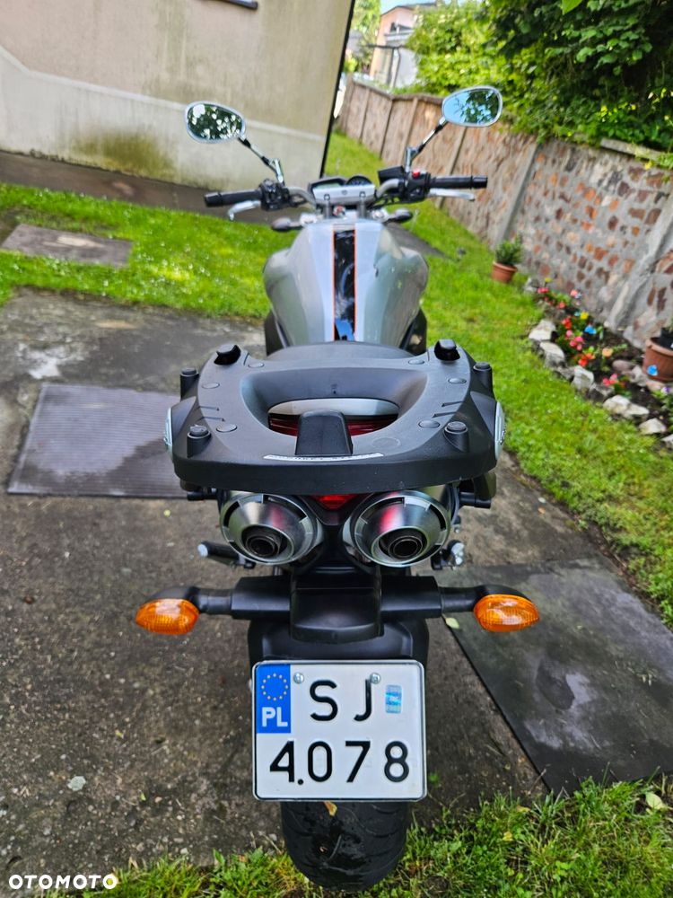Yamaha FZ6 - 3