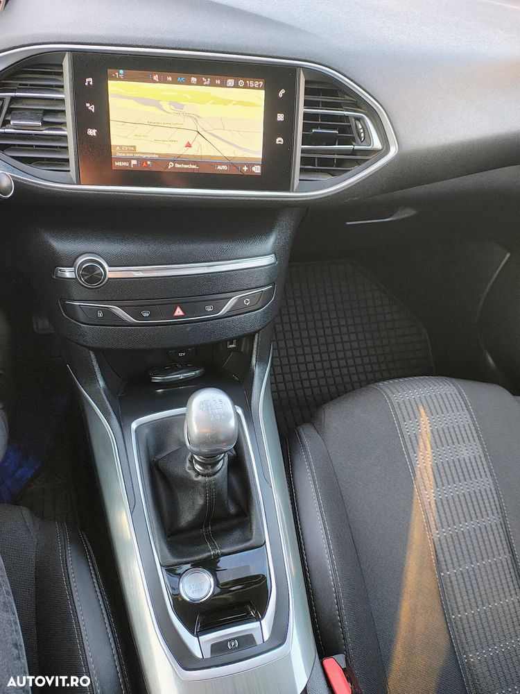 Peugeot 308 PureTech 130 GPF Stop & Start Allure Pack - 30