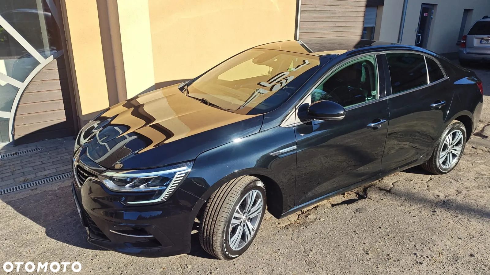 Renault Megane 1.3 TCe Intens - 1