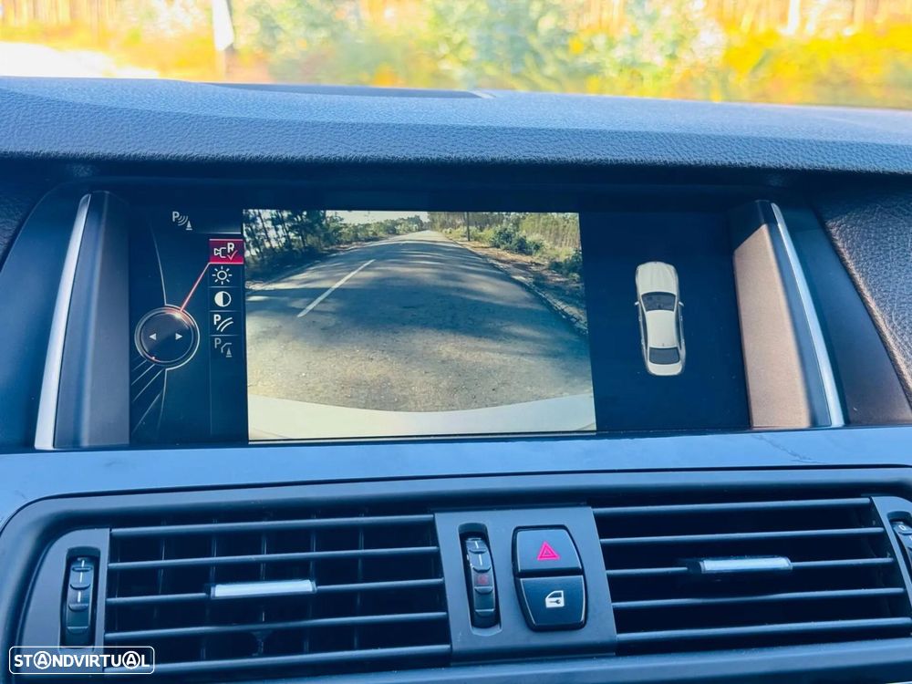 BMW 530 d Pack M Auto - 36