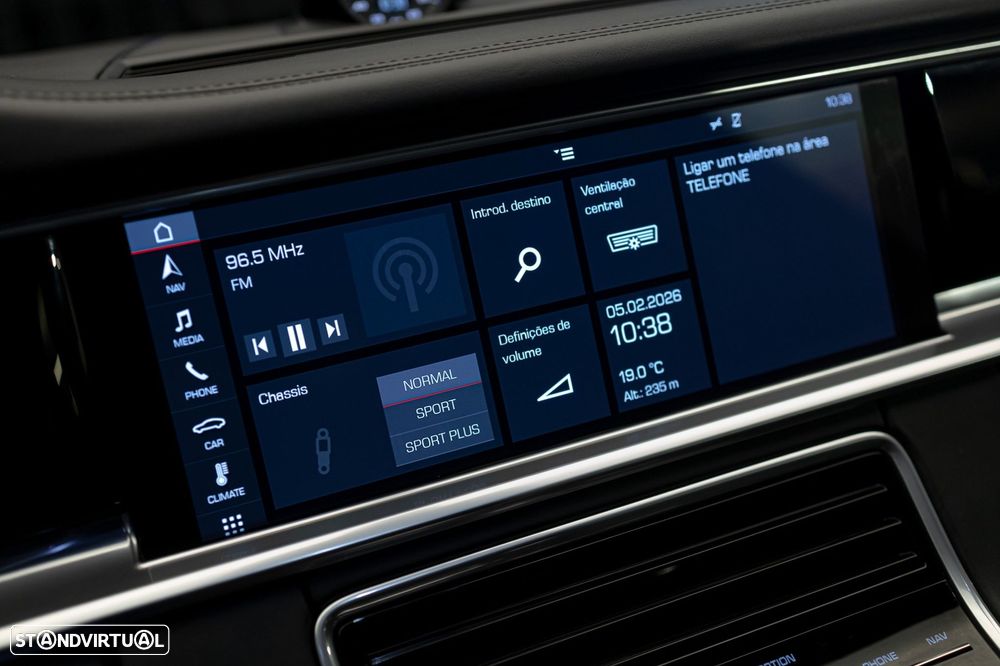 Porsche Panamera Sport Turismo 4 E-Hybrid Edition 10 Anos - 23