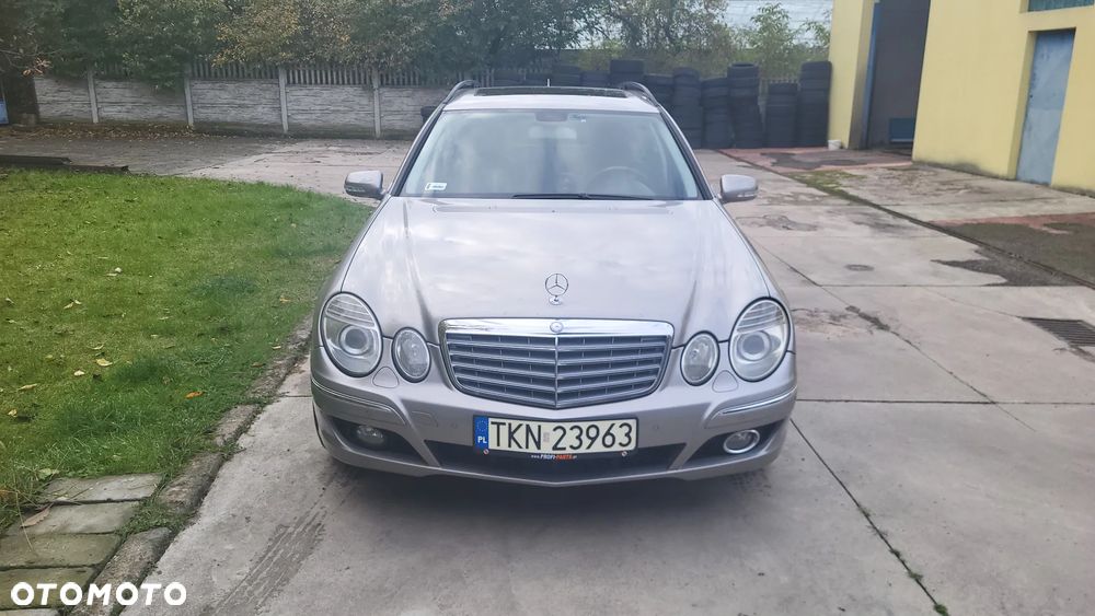 Mercedes-Benz Klasa E 280 4-Matic Classic - 2