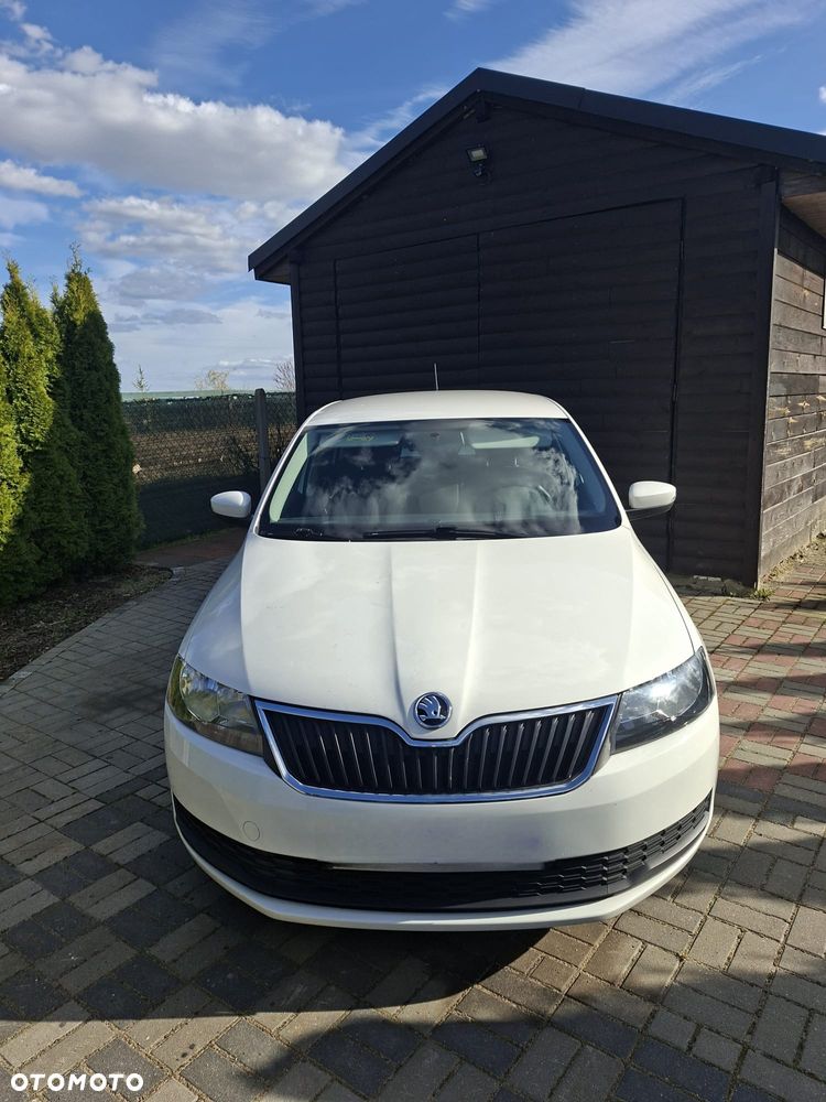 Skoda RAPID 1.0 TSI Active - 18