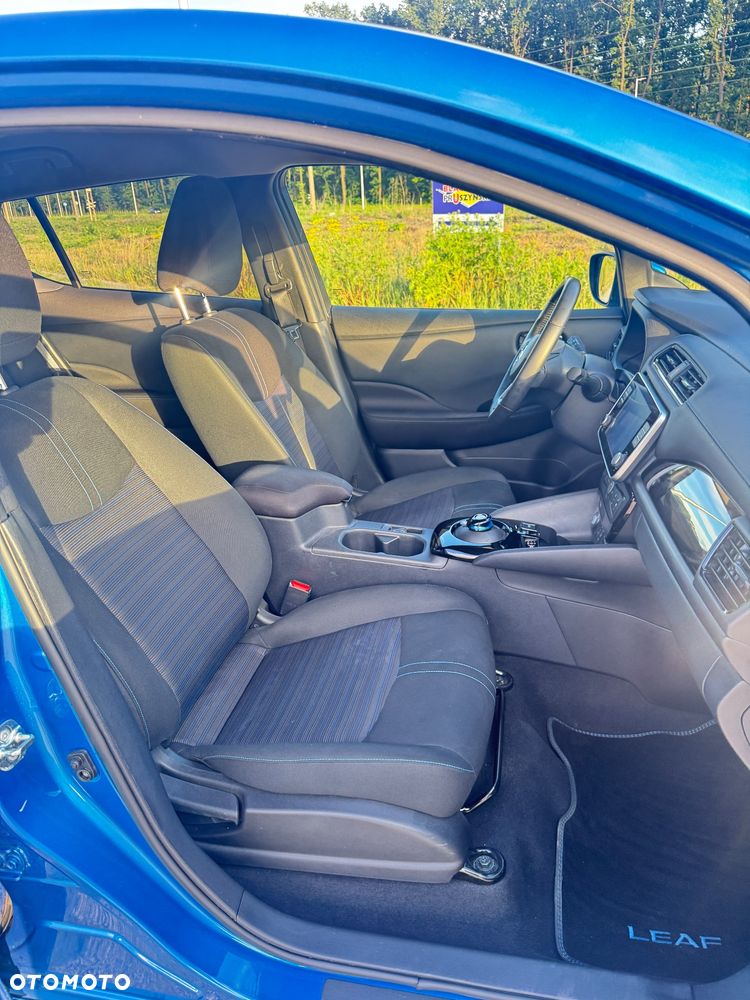 Nissan Leaf - 23