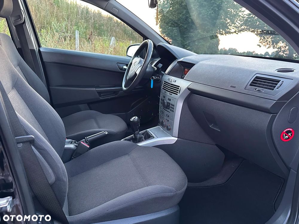 Opel Astra 1.4 - 7