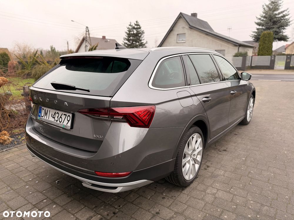 Skoda Octavia 2.0 TSI 4x4 Scout DSG - 5