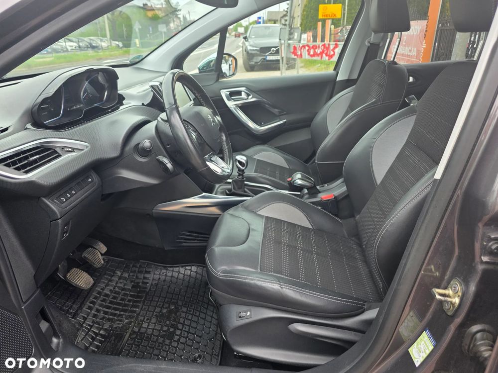 Peugeot 2008 e-HDi FAP 115 STOP & START Allure - 11