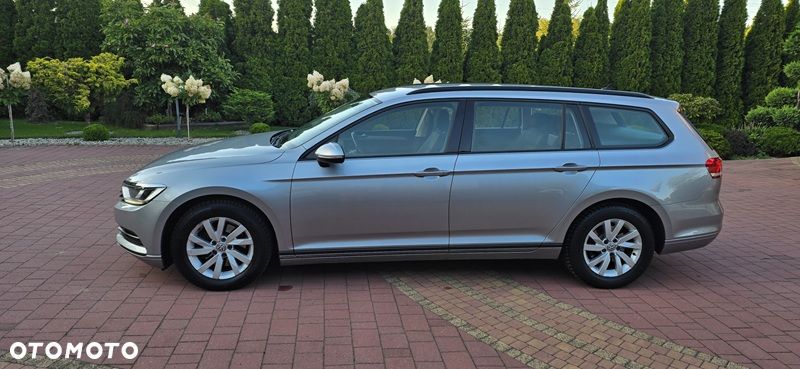 Volkswagen Passat 2.0 TDI SCR Comfortline DSG - 13