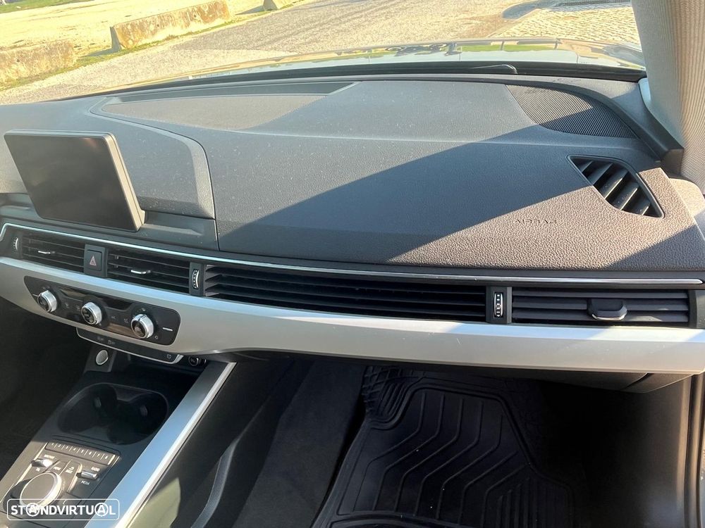 Audi A4 Avant 2.0 TDI S tronic - 2