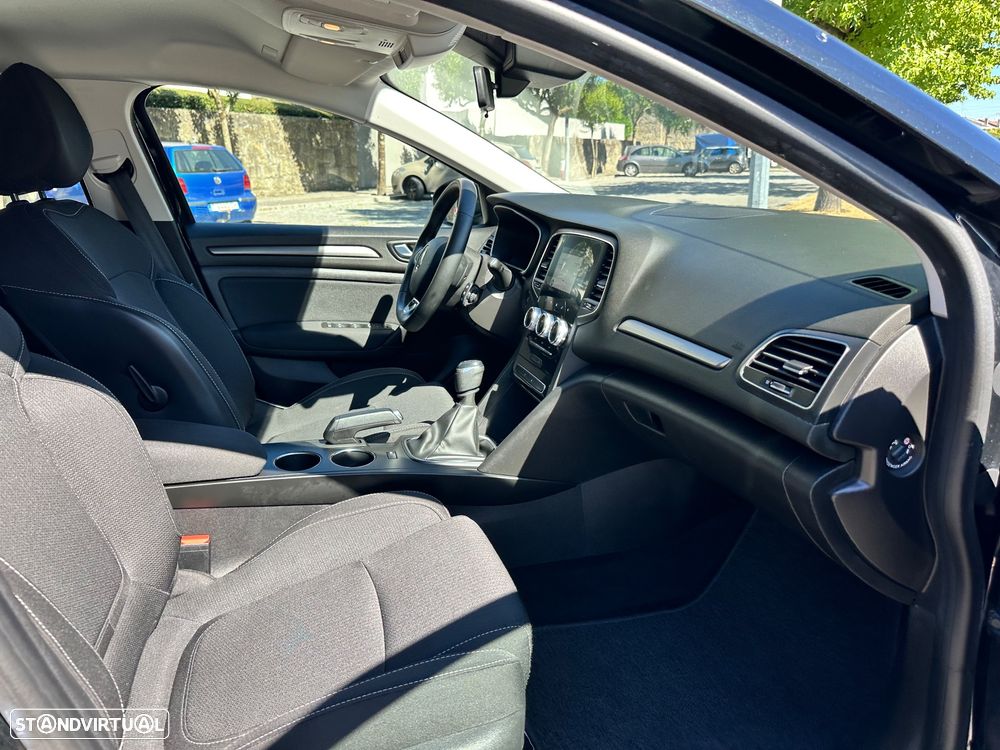Renault Mégane BLUE dCi 115 LIMITED - 33