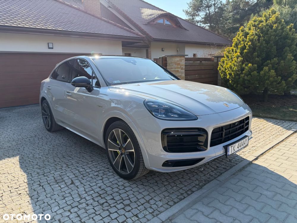 Porsche Cayenne E-Hybrid - 3