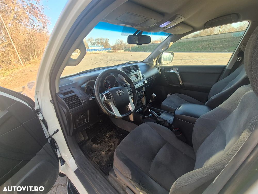 Toyota Land Cruiser 3.0l Turbo D-4D Luxury - 4