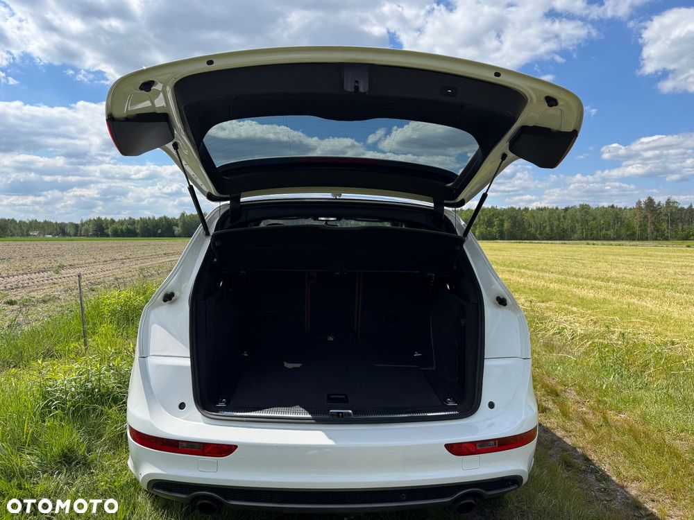 Audi Q5 3.2 FSI Quattro S tronic - 15