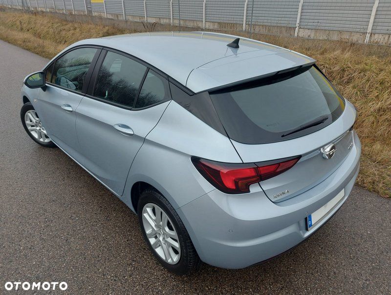 Opel Astra - 10