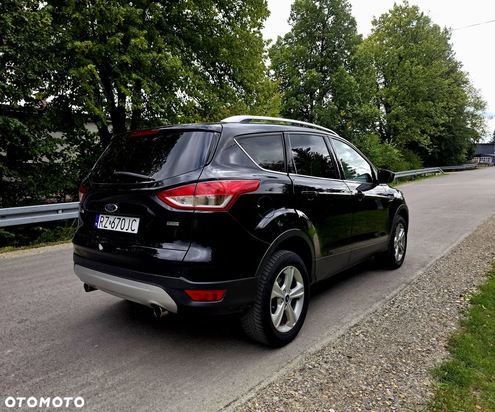 Ford Kuga - 4