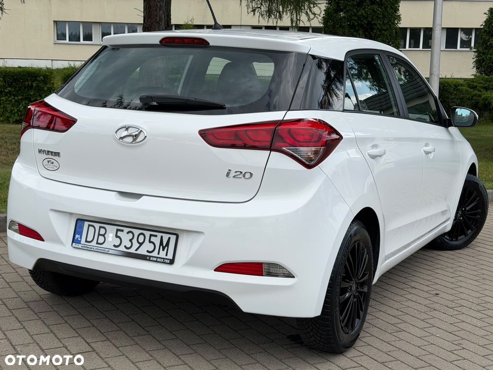 Hyundai i20 1.2 Passion - 32