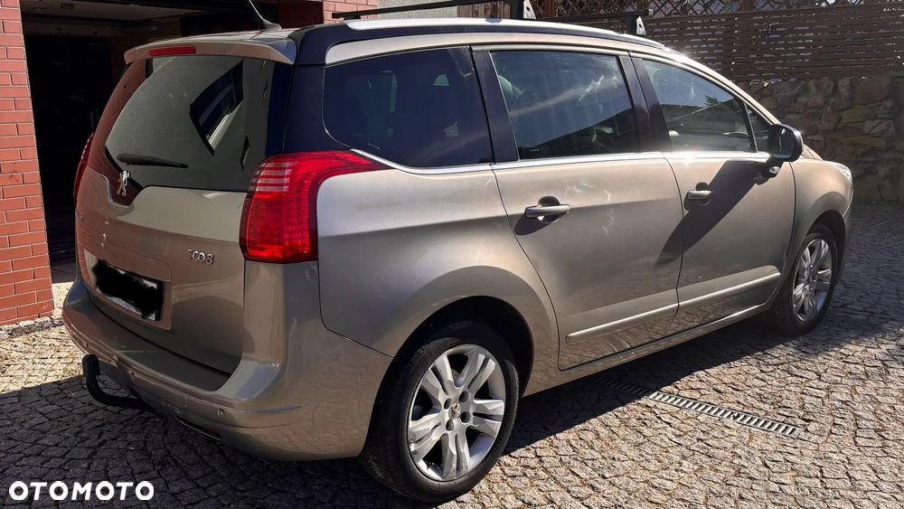 Peugeot 5008 - 4