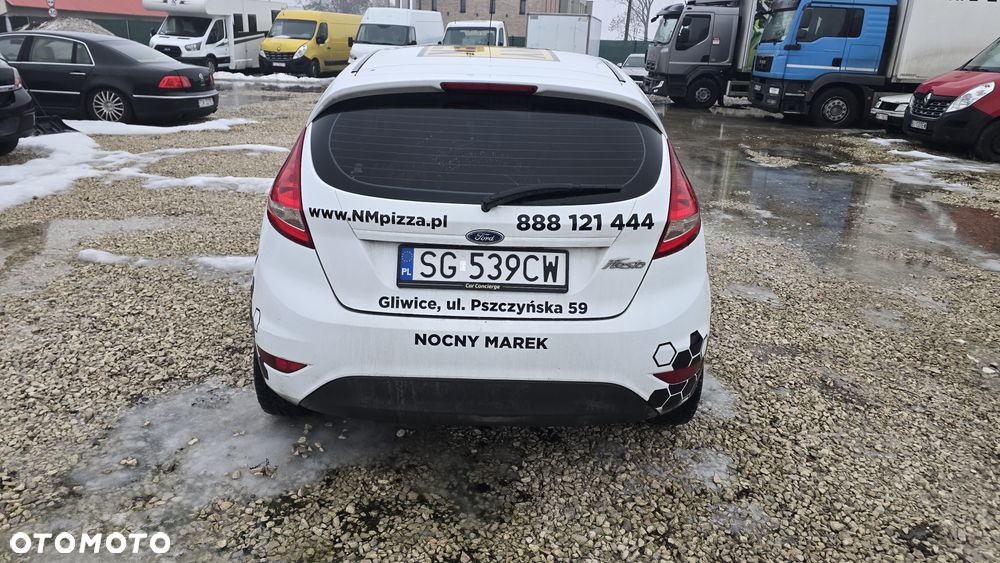 Ford Fiesta 1.4 TDCi Ambiente - 11