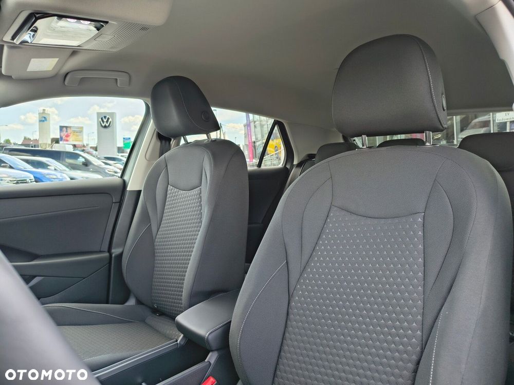 Volkswagen T-Roc 1.5 eTSI Life DSG - 19