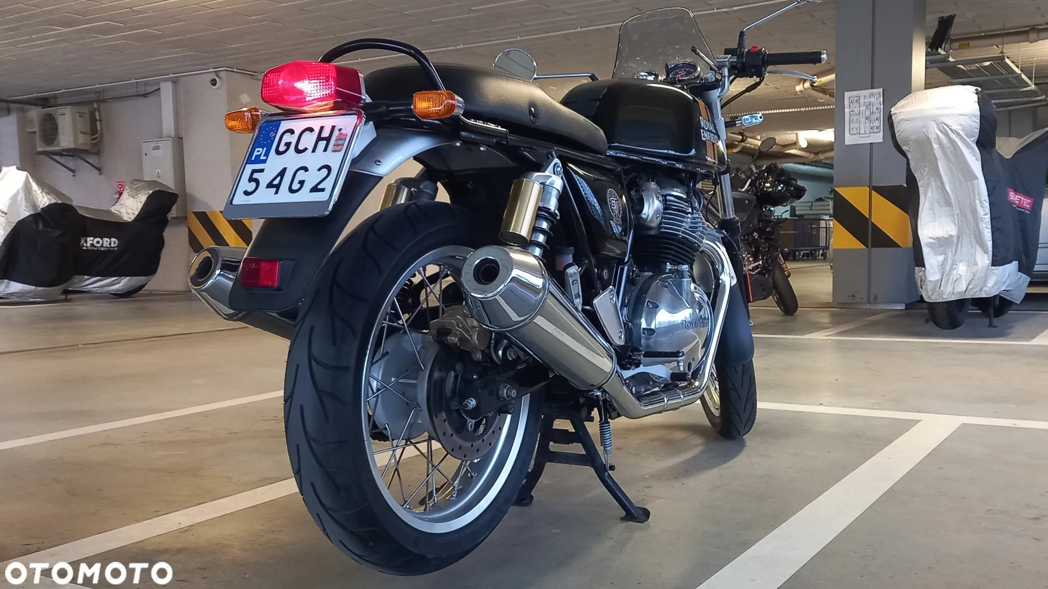 Royal Enfield Continental - 7
