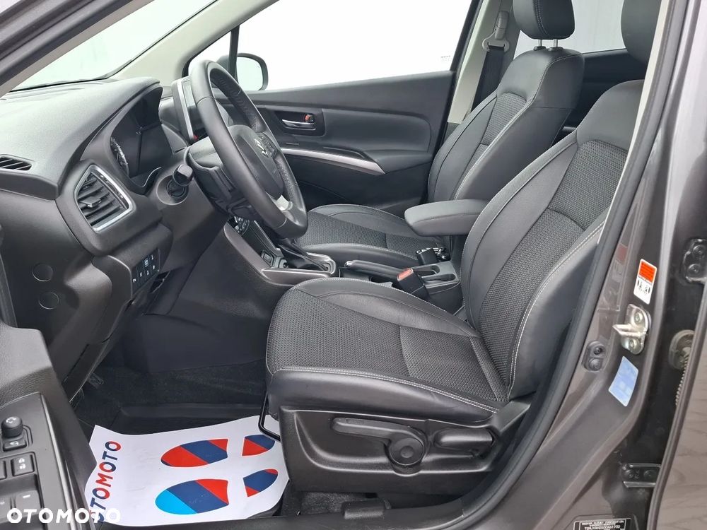 Suzuki S-Cross 1.5 DualJet Hybrid Elegance AGS - 13