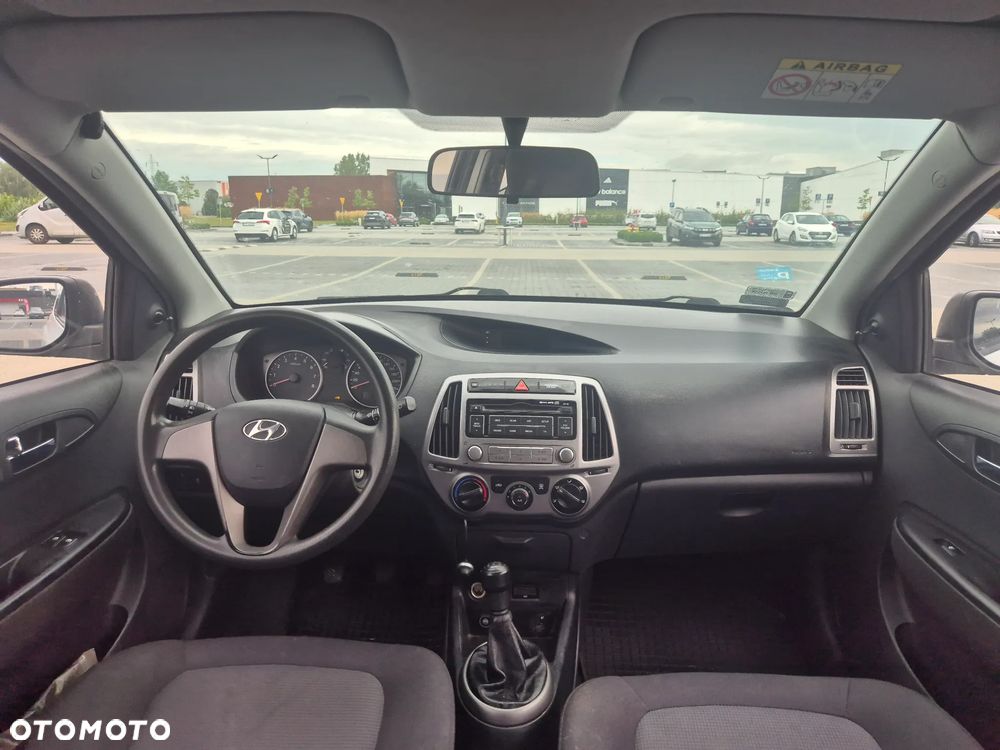 Hyundai i20 1.25 Classic + - 11