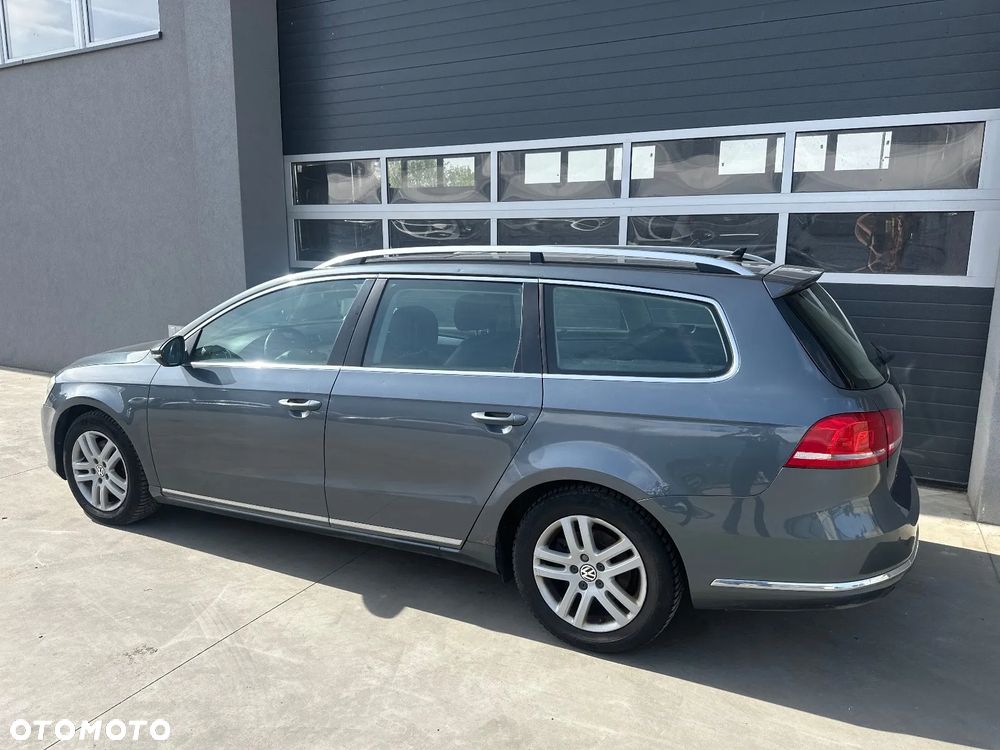 Volkswagen Passat Variant 2.0 TDI BlueMotion Technology Highline - 6