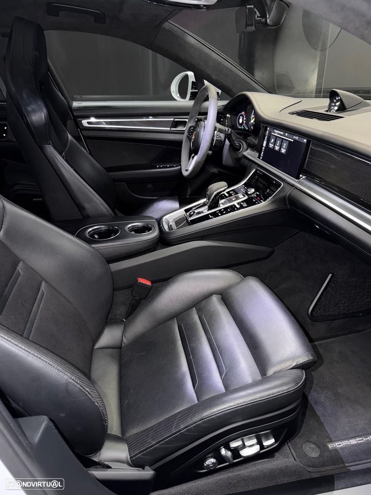 Porsche Panamera Sport Turismo Turbo S E-Hybrid - 10