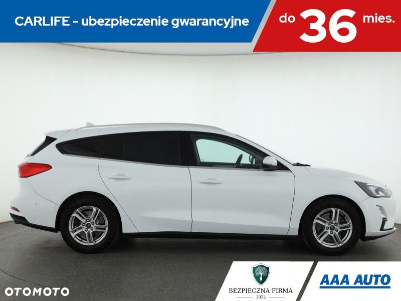 Ford Focus SW - 8
