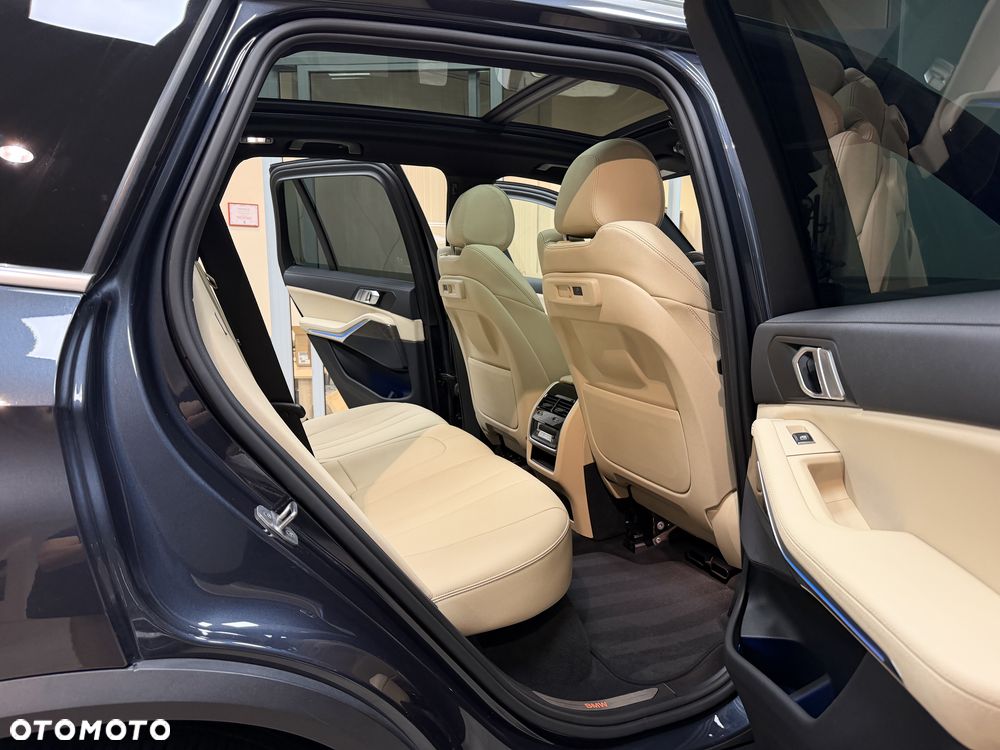 BMW X5 xDrive45e xLine - 29
