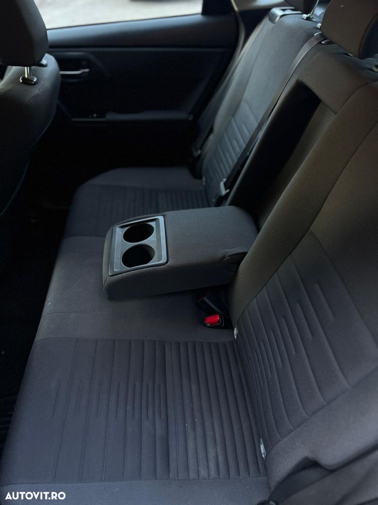 Toyota Auris 1.2 Turbo Executive - 12