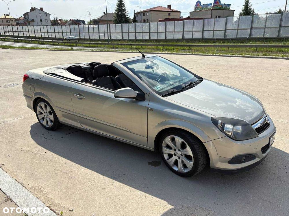 Opel Astra - 2