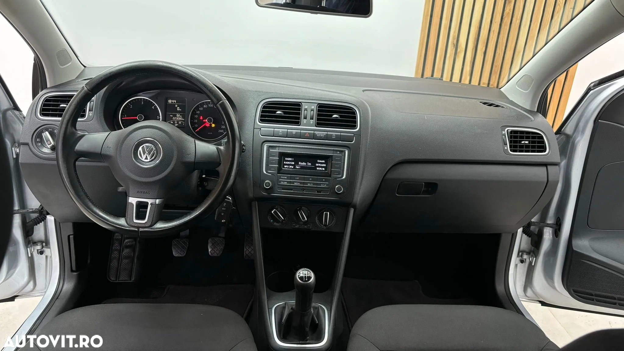 Volkswagen Polo 1.2 TDI Blue Motion - 6