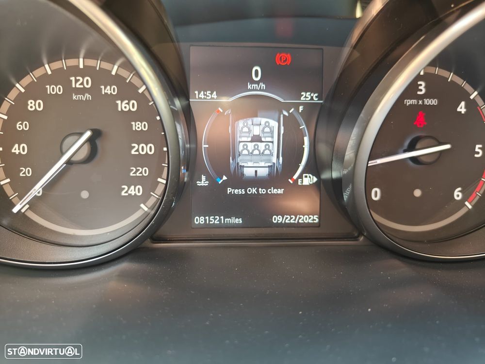 Land Rover Discovery Sport 2.0 TD4 HSE - 6