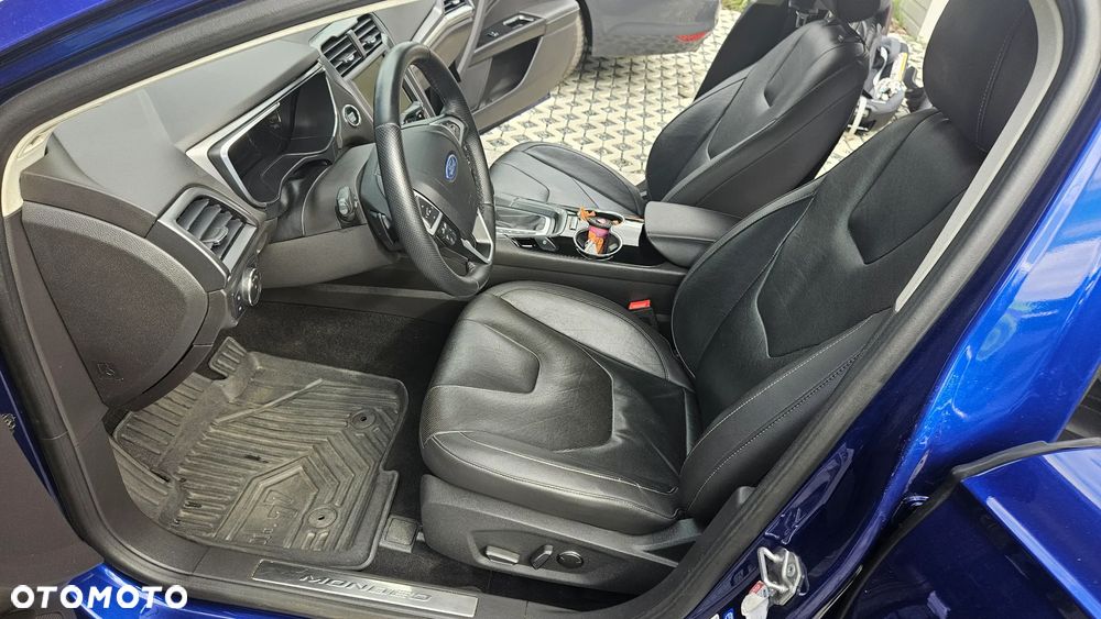 Ford Mondeo 2.0 TDCi Titanium PowerShift - 19