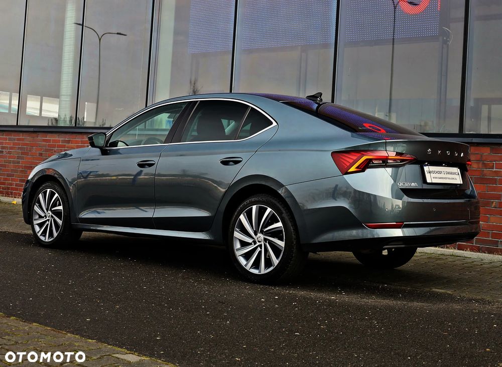 Skoda Octavia 2.0 TDI Style DSG - 11