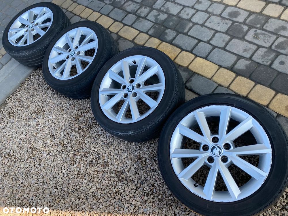 Skoda RAPID Alufelgi 16 5x100 7Jx16H2 ET46 - 10