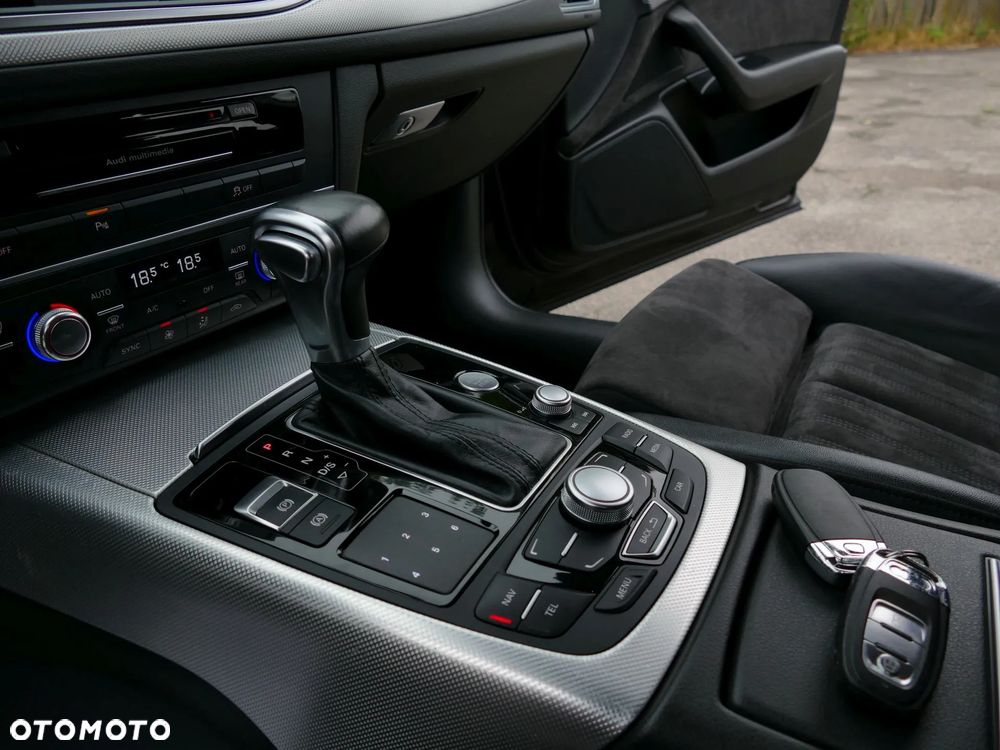 Audi A6 Avant 3.0 TDI Quattro S tronic - 22