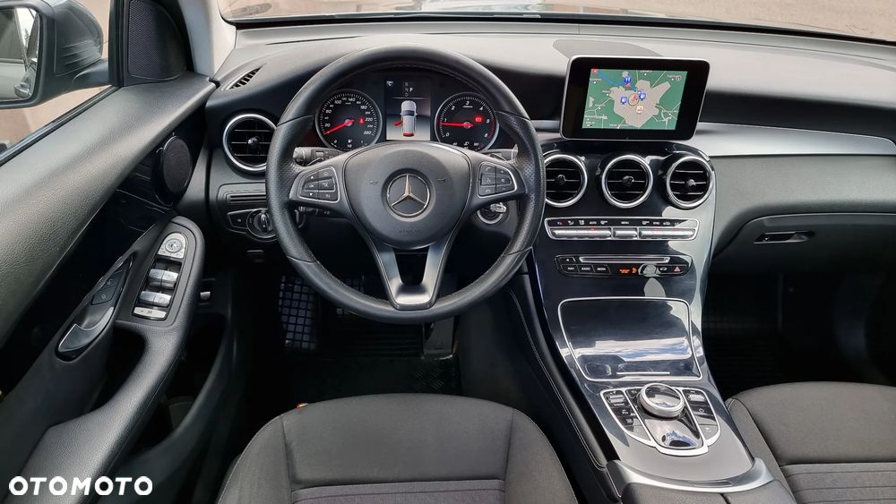 Mercedes-Benz GLC - 24