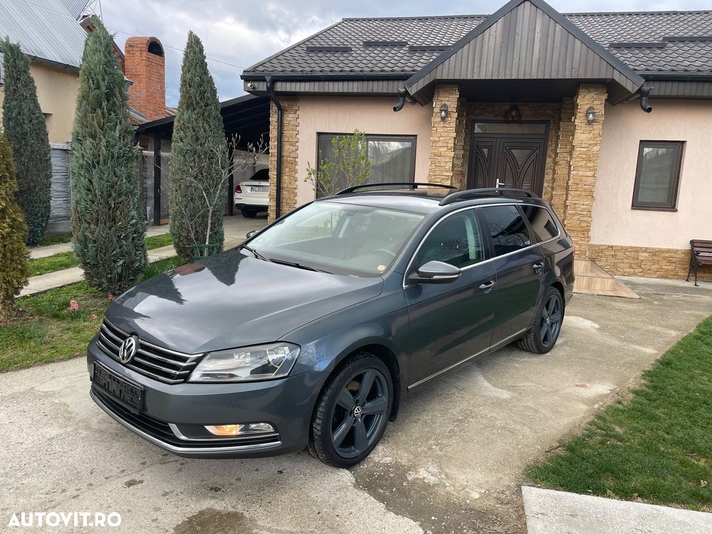 Volkswagen Passat - 1