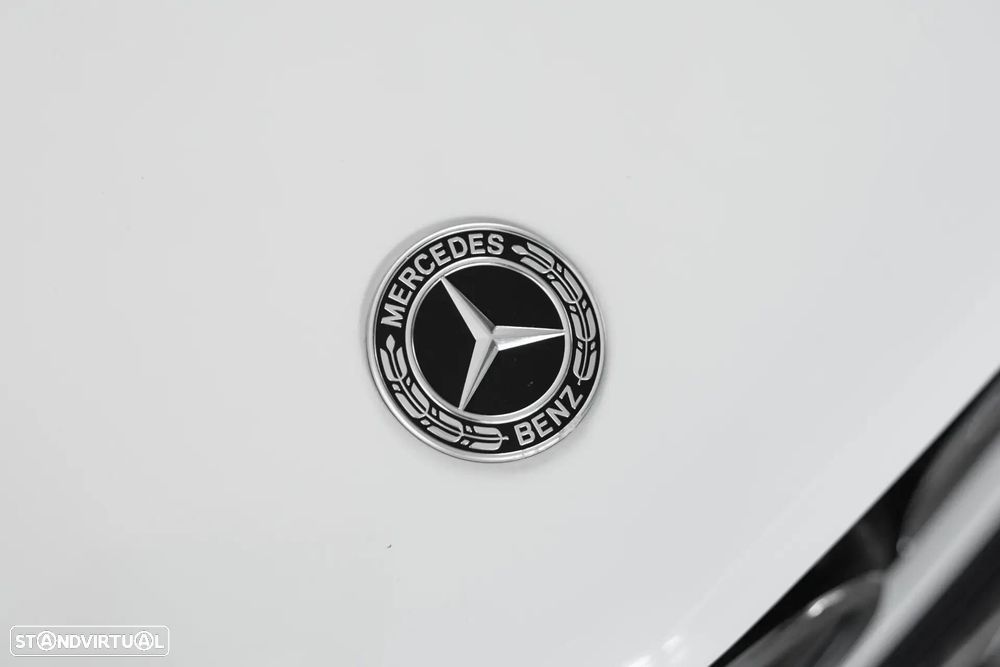 Mercedes-Benz CLA 250 e Shooting Brake AMG Line - 12