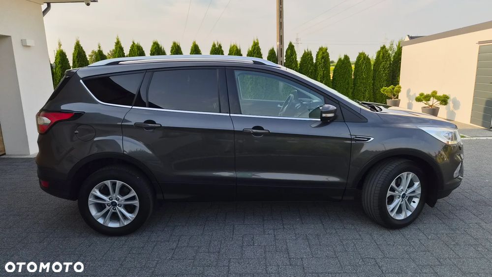 Ford Kuga 1.5 EcoBoost 2x4 Titanium - 27